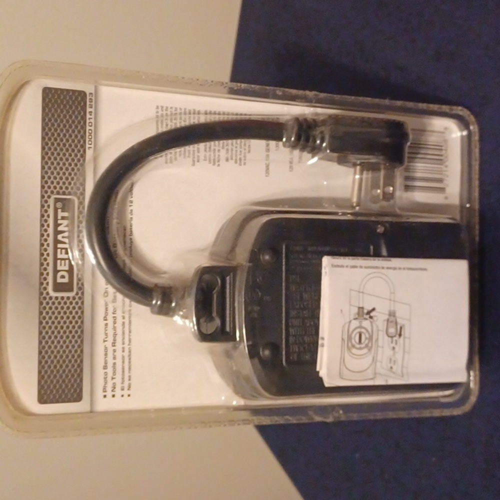 Defiant Outdoor Remote Timer - Picture 2 of 2